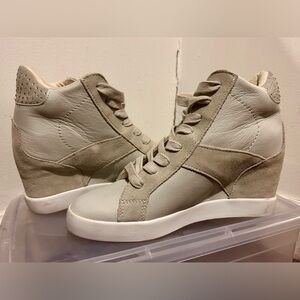 CAFèNOIR Chic Light Grey Sparkly Platform Wedge Women's Sneakers